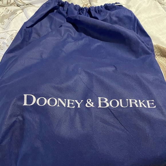 SOLD - Red leather Dooney & Bourke handbag - Picture 2 of 12